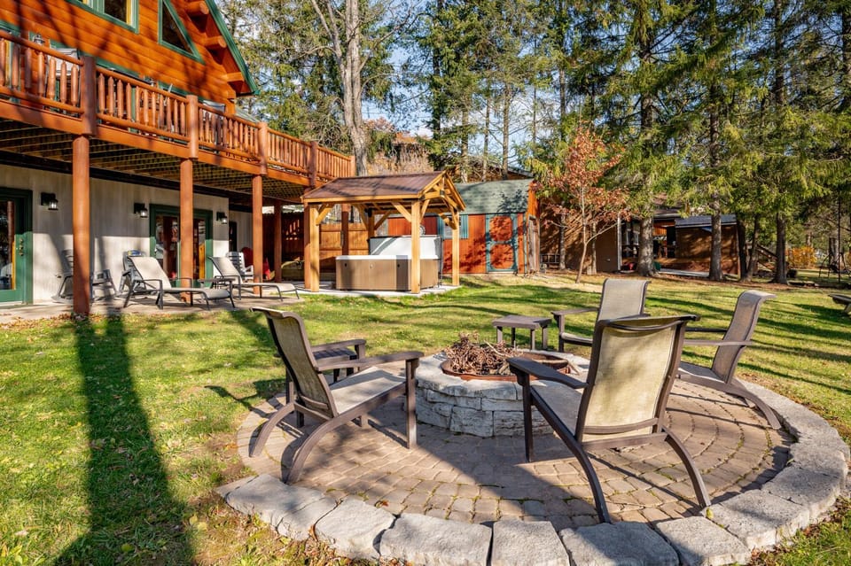 Deep Creek Fever House in Deep Creek Lake
