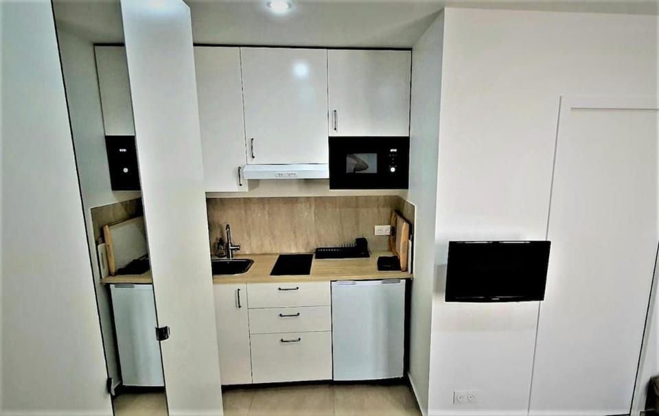 COSY STUDIO Proche paris Ideal Couples et Professionnels Apartment in Drancy