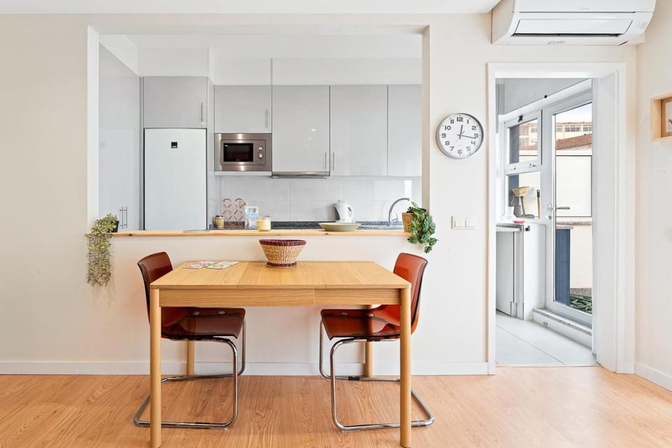 GuestReady- Charming Porto Retreat with Terrace Apartment in Porto