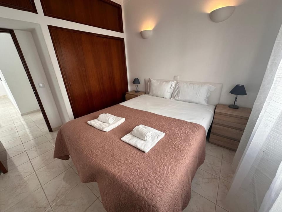 Al-Gharb House - Vista Mar House in Albufeira