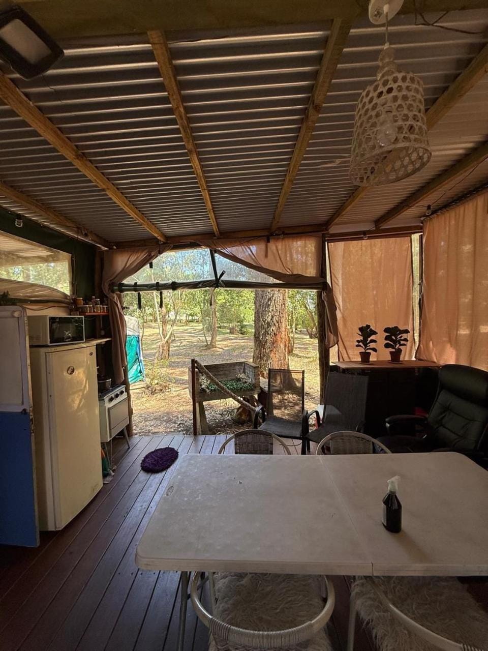 Casa Rodante Fija y Pileta en el bosque Punta del Este - camping - Campground/ 
RV Resort in Punta del Este