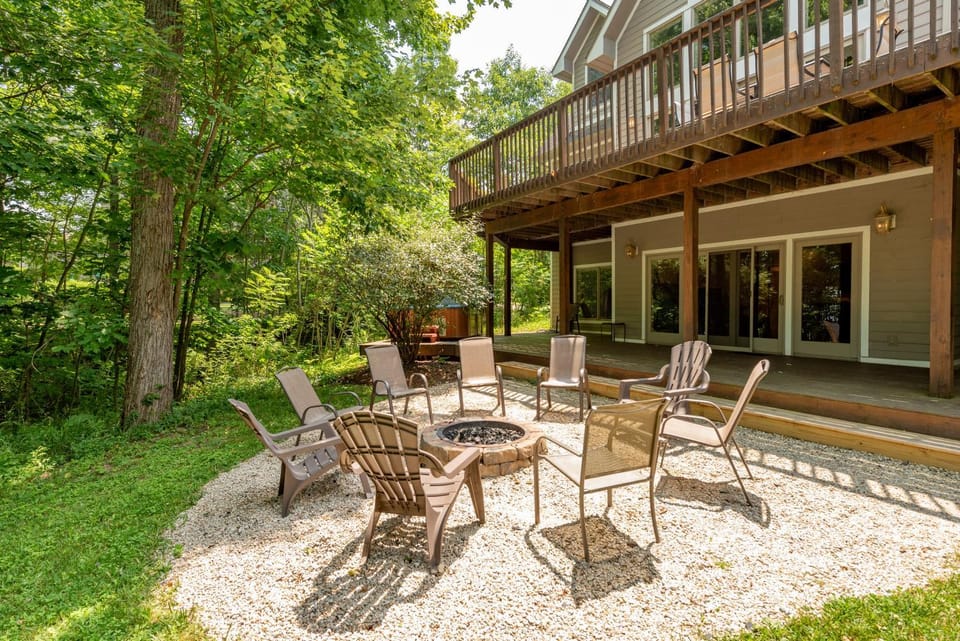 Lakes End by Railey Vacations House in Deep Creek Lake