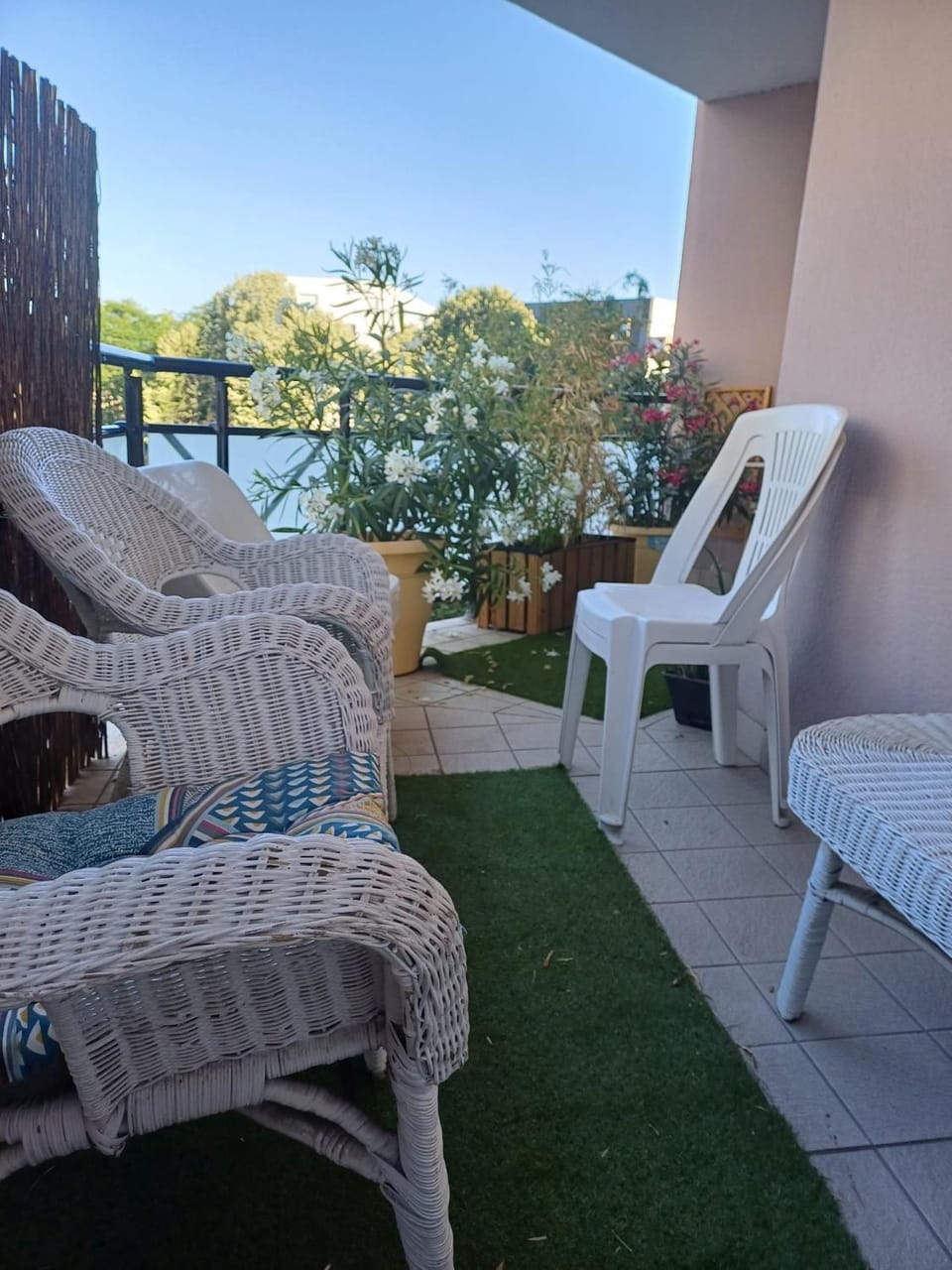 Patio, Balcony/Terrace