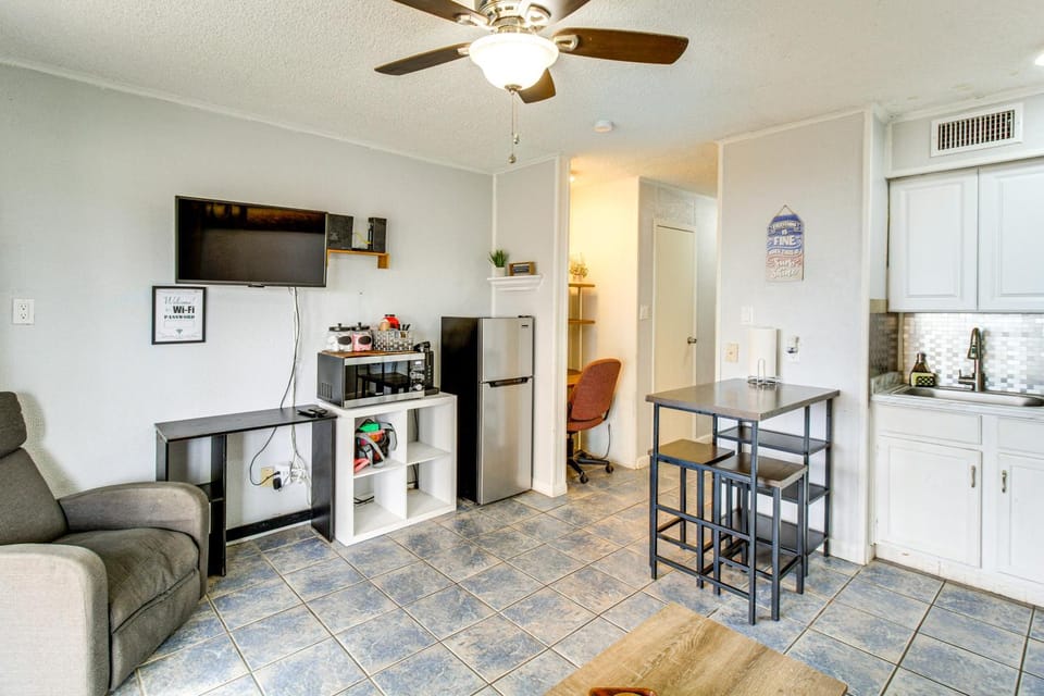 Steps to North Beach: Gem w/ Ocean-View Balcony! House in Nueces County
