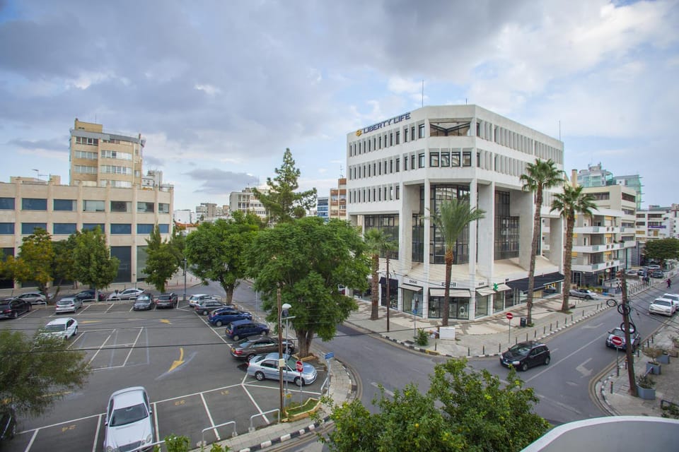 Property building, Day, Street view