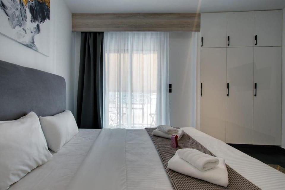Citylife Vault Apartment in Athens