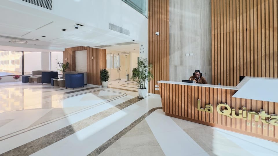 Lobby or reception, Text overlay