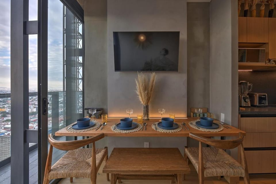 TV and multimedia, Dining area