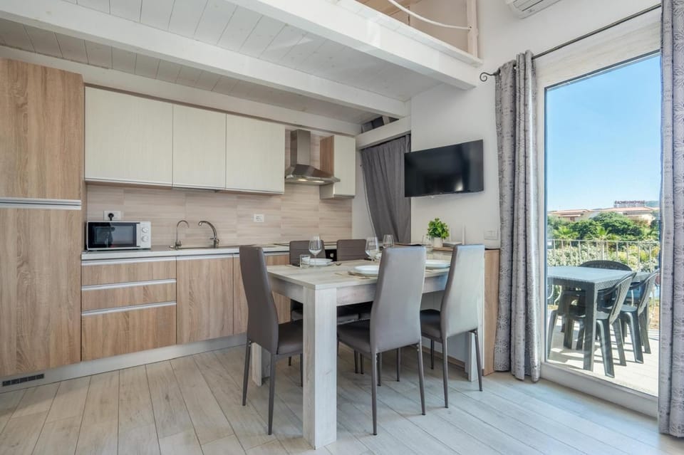 Sea House 1 Apartment in Isola Rossa