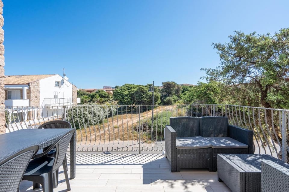 Sea House 1 Apartment in Isola Rossa