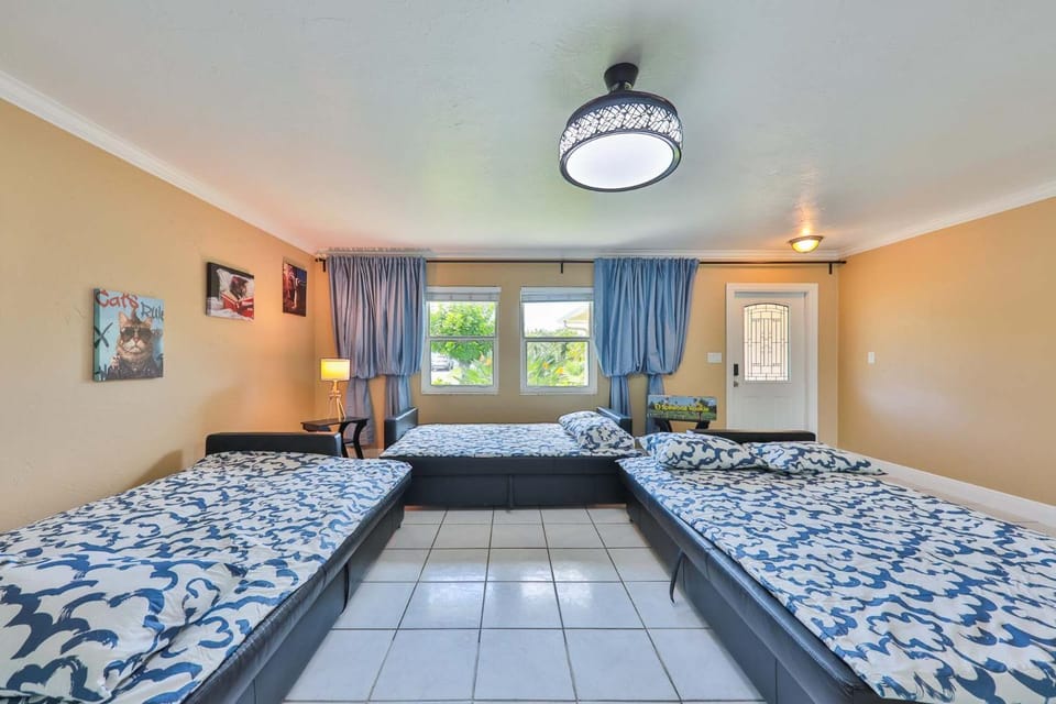 Coastal Heaven Villa RNT-04501 House in Cape Coral
