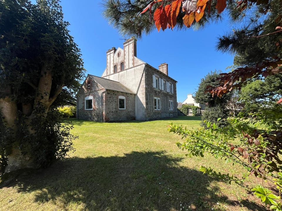 La Périgode House in Étables-sur-Mer