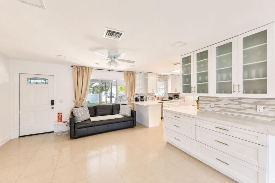 50 Shades of Grey on the Canal Villa STR-4500 House in Dania Beach
