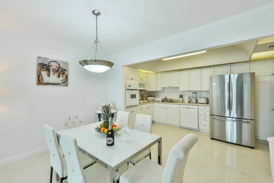 Family getaway steps from the ocean STR-01305 Apartment in Sunny Isles Beach