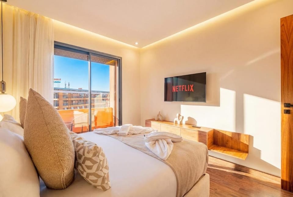 Luxury 1-bedroom apartment City center 1 min from the station Apartment in Marrakesh