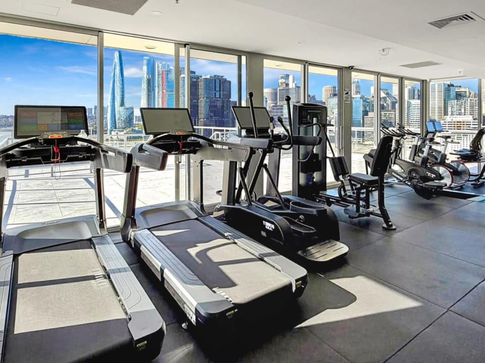 Upscale 2BR retreat in Darling Harbour next to ICC with free parking Apartment in Sydney
