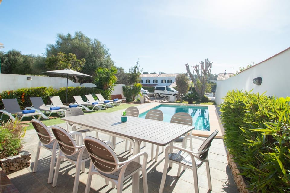 Villa Can Canaleta by Sonne Villas Villa in Serpentona