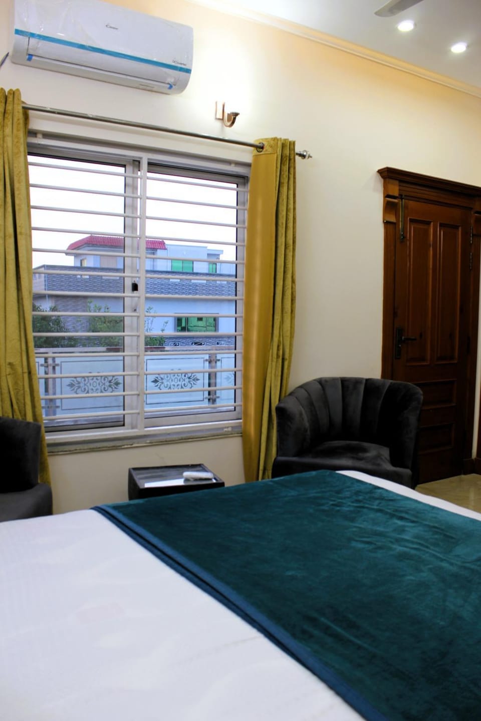 Guest Inn G-13 Bed and Breakfast in Islamabad
