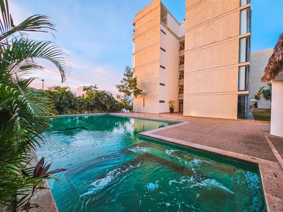 Property building, Day, Pool view, Swimming pool