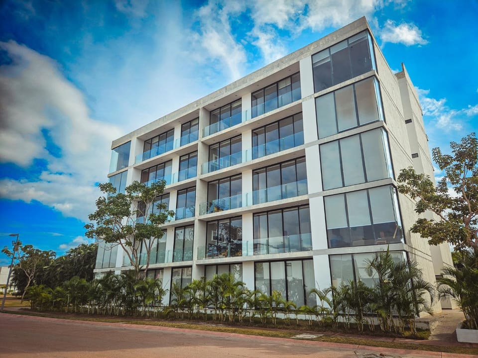 Property building, Day