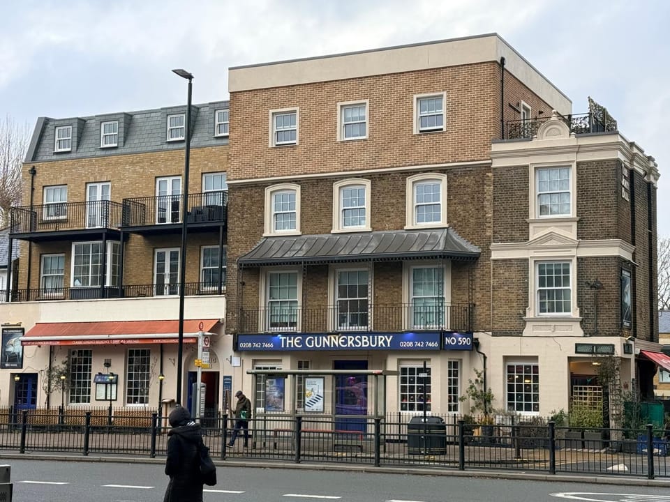 Property building, Location