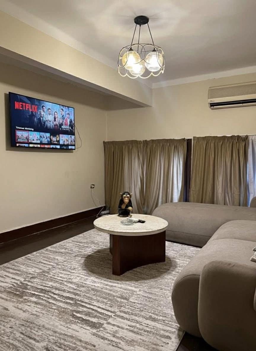 شقه مفروشه شارع جيهان يومي او شهري او سنوي برج حديث Apartment in Egypt