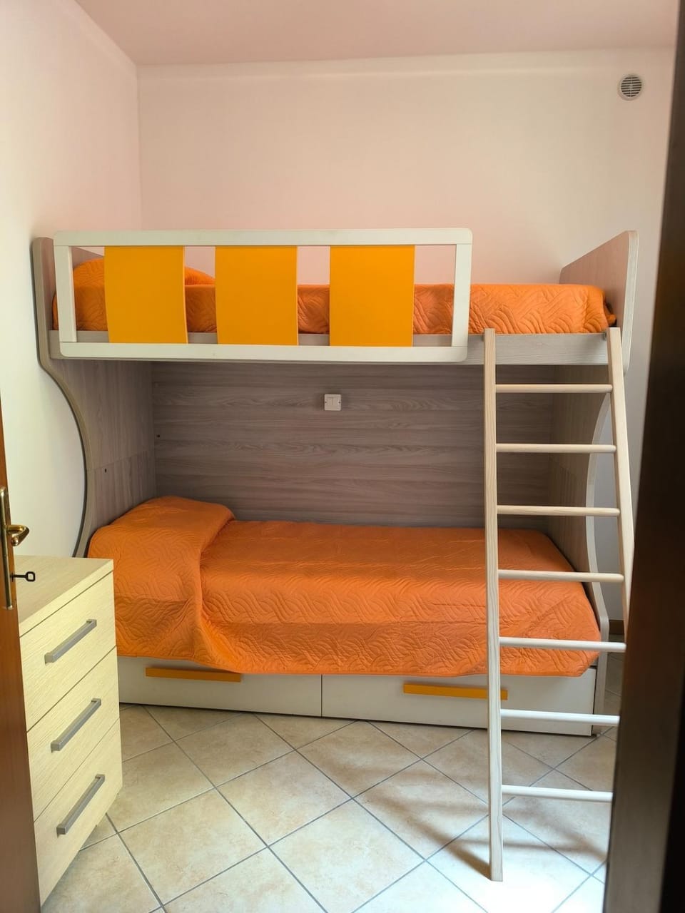 A B House 6 Rustic Holiday Apartment in Casto Apartment in Province of Brescia