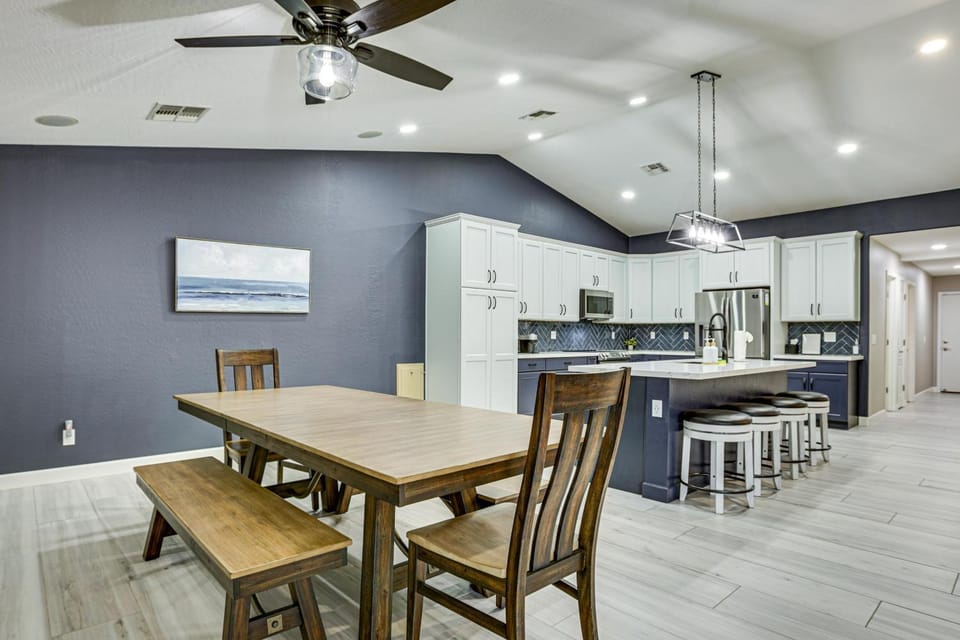 Swim, Golf, Grill & Chill! Surprise Group Getaway House in Surprise