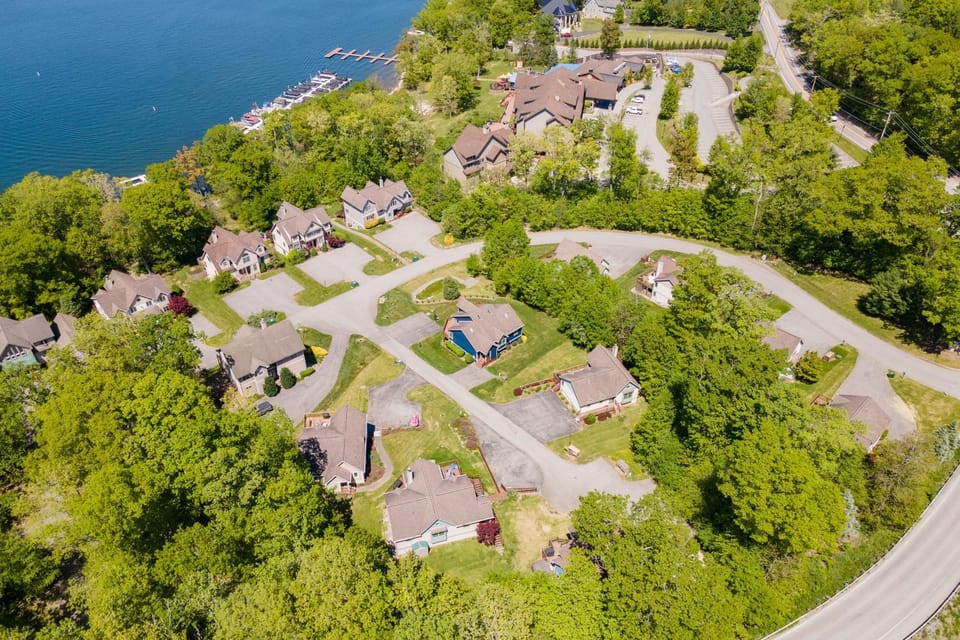 Perfectly Seasoned House in Deep Creek Lake