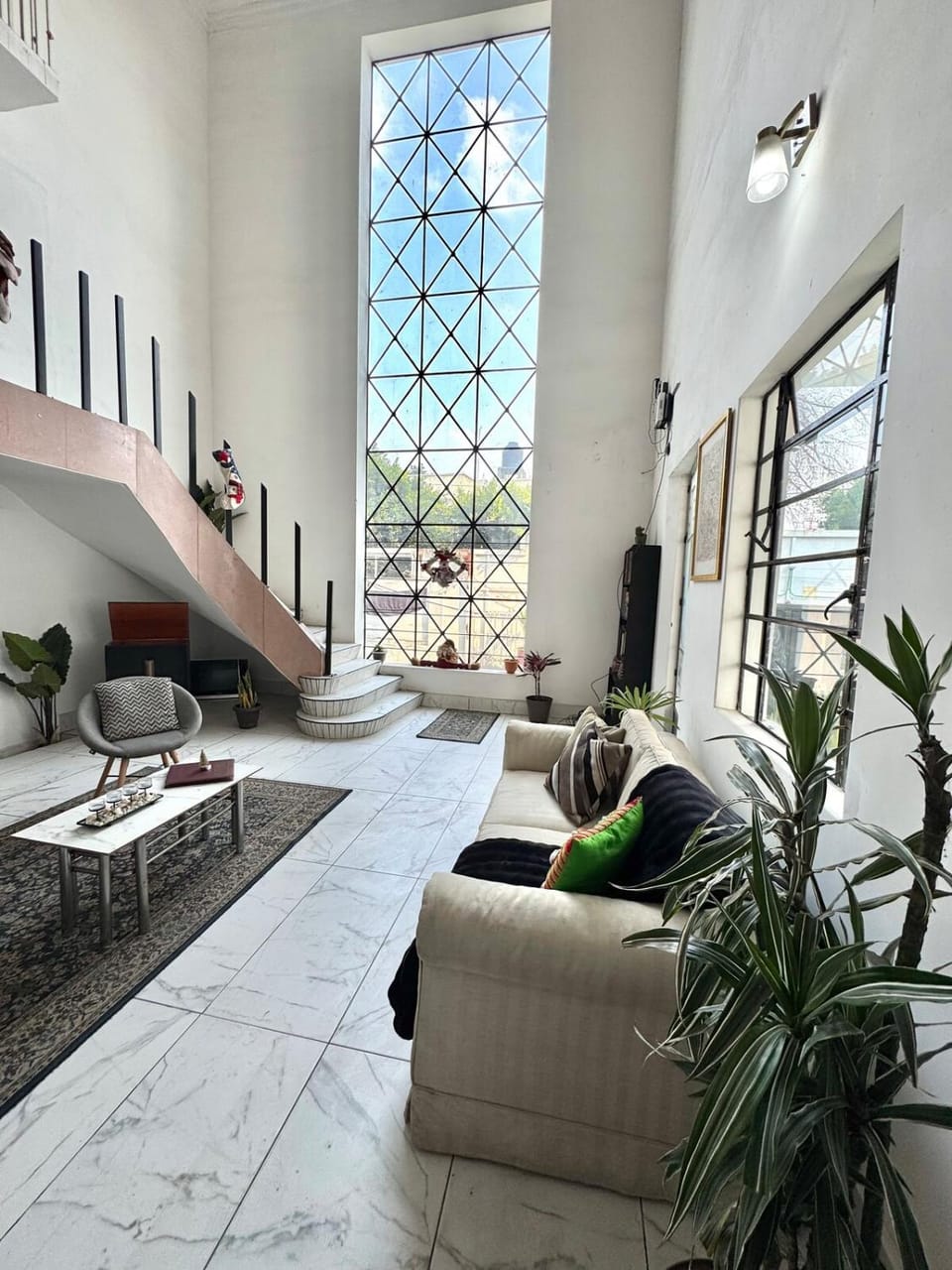 Communal lounge/ TV room, Lobby or reception