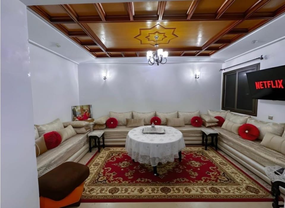 Calm Apartment with Pool in Geuliz marrakech Close to Medina Apartment in Marrakesh