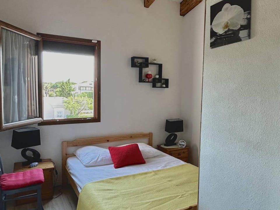Appartement T2 climatisé avec mezzanine, loggia et accès direct à la plage - FR-1-529-26 Apartment in Le Barcarès
