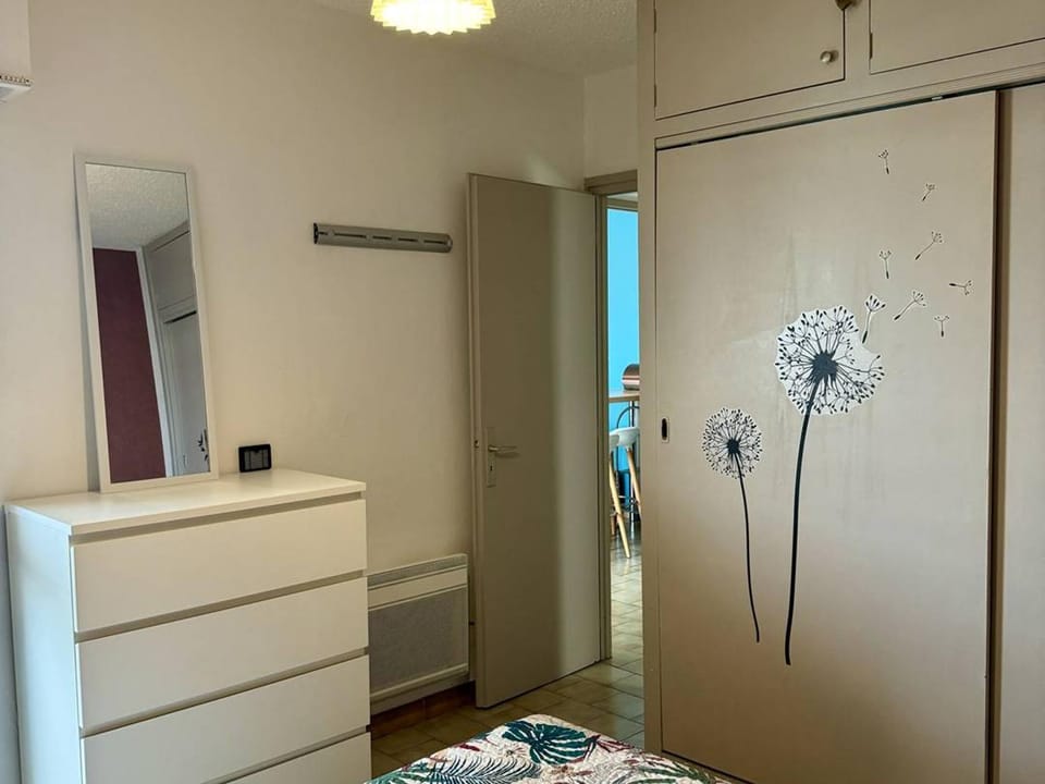 Appartement 150m de la plage avec climatisation et parking privé - FR-1-529-37 Apartment in Le Barcarès