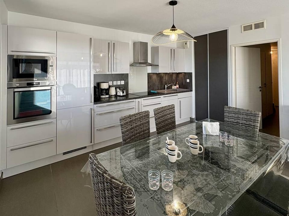 Appartement moderne avec clim à 100 m plage pour 6 pers - FR-1-529-50 Apartment in Le Barcarès