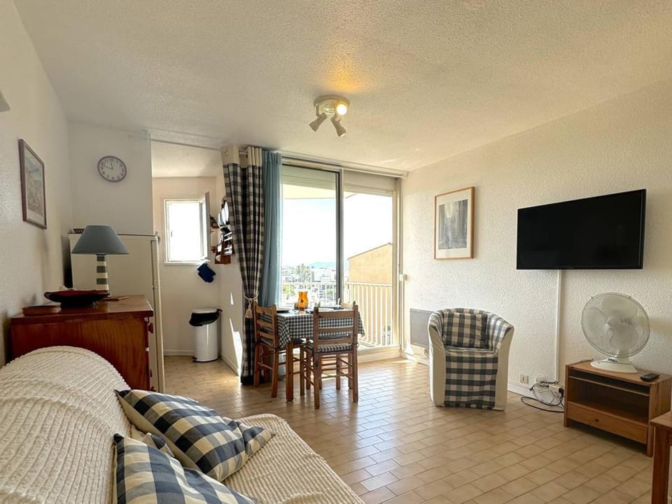 Studio à 50 m de la plage avec parking privé Apartment in Le Barcarès