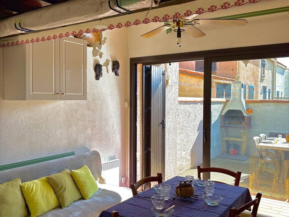 Maison cosy avec accès plage, clim, parking et terrasse - 4 personnes House in Le Barcarès