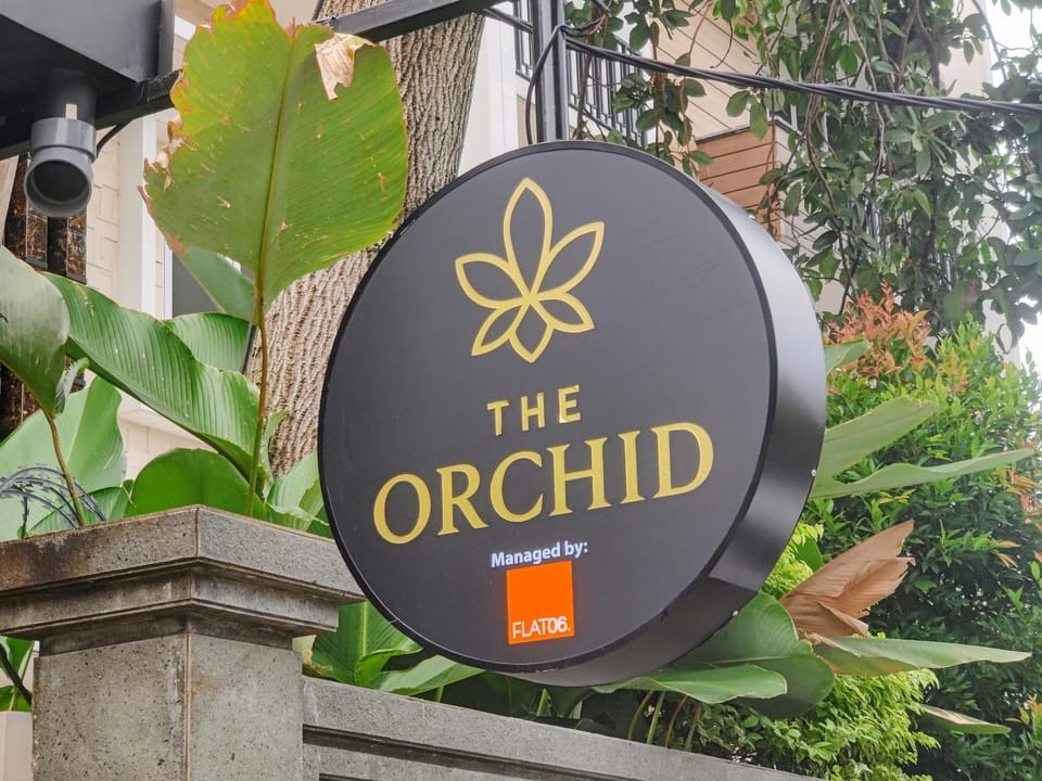 Property logo or sign