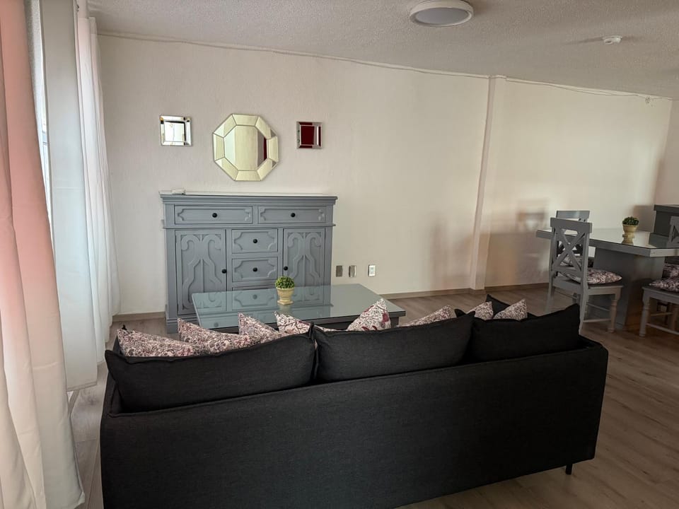 Casa amplia, cómoda y céntrica House in State of Puebla