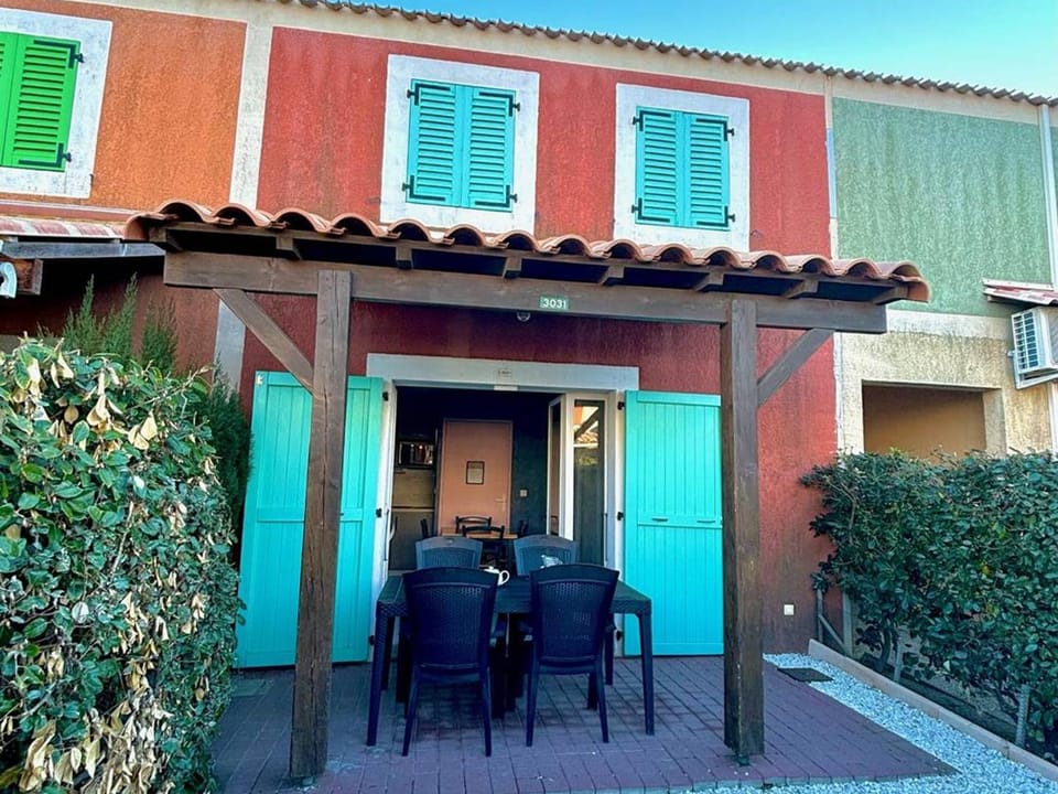 Charmante maisonnette 4 pers avec piscine et terrasse à 1,5 km de la plage - FR-1-529-282 Apartment in Le Barcarès