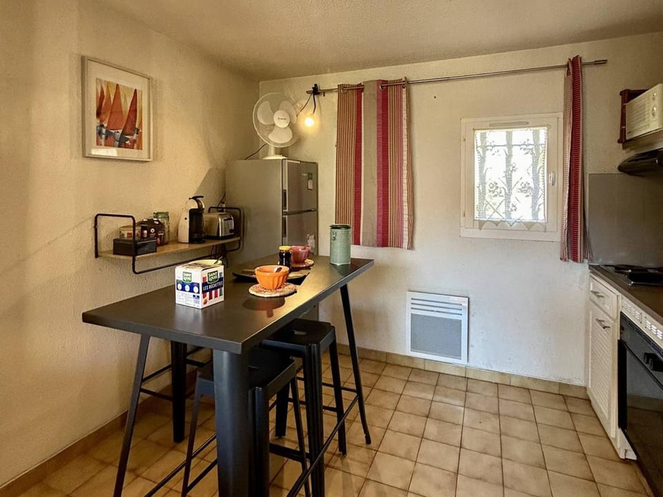 Maisonnette climatisée à 2 min de la plage avec terrasse et parking privatif Apartment in Le Barcarès