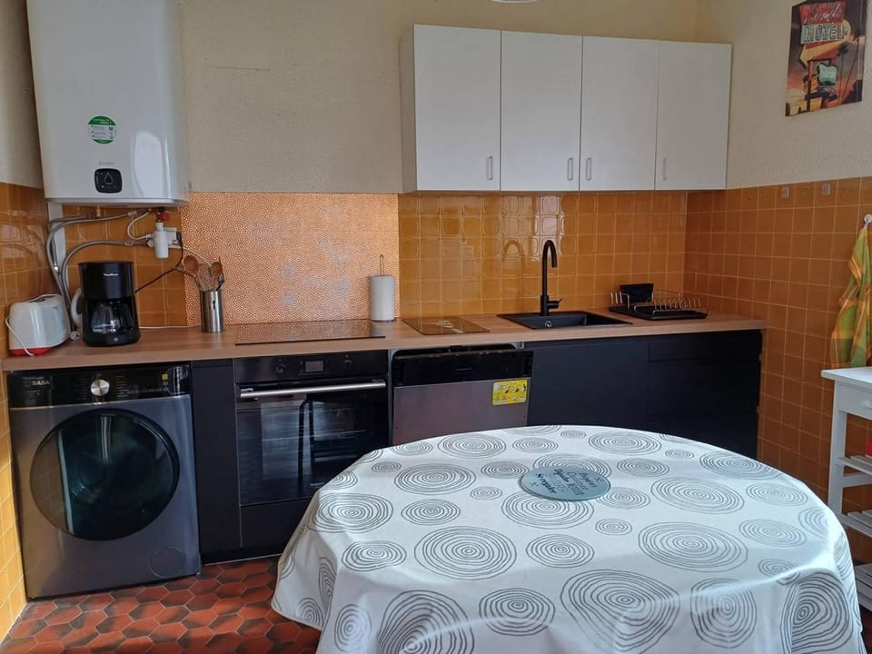 Appartement 3 pièces avec terrasse et parking à Canet-Plage - FR-1-696-101 Apartment in Canet-en-Roussillon