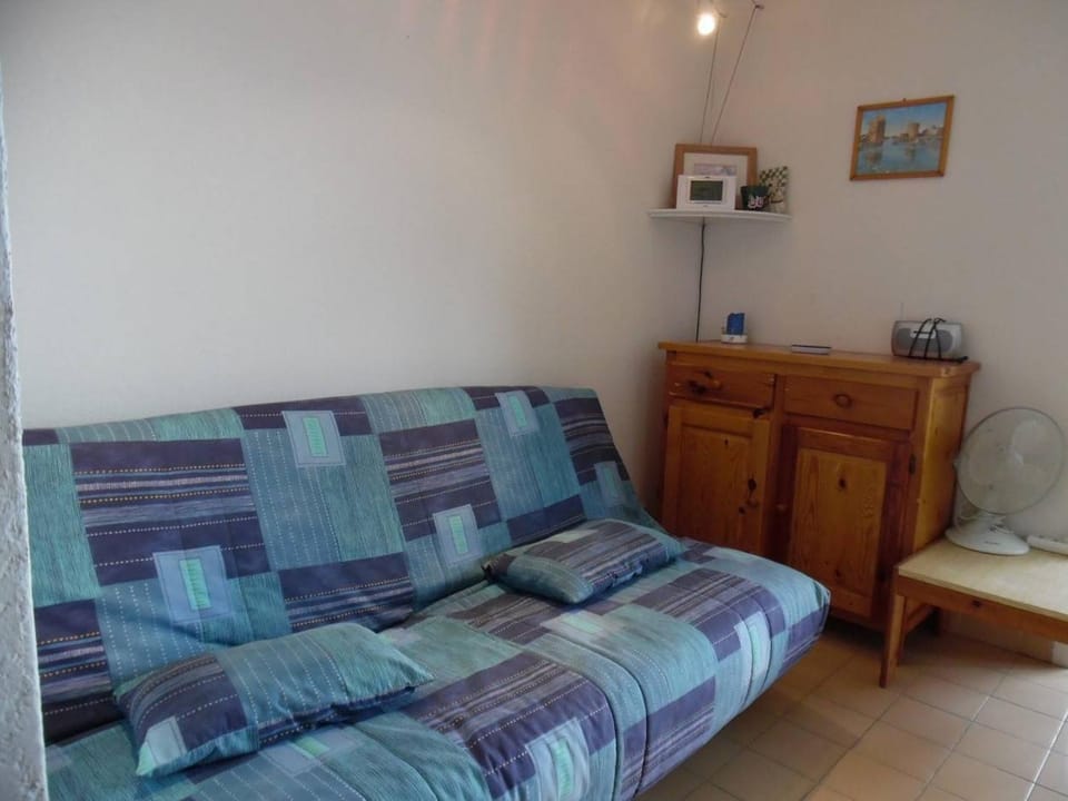 Studio Cabine Canet Plage avec Parking - 4 Pers. - FR-1-696-110 Cabin in Canet-en-Roussillon