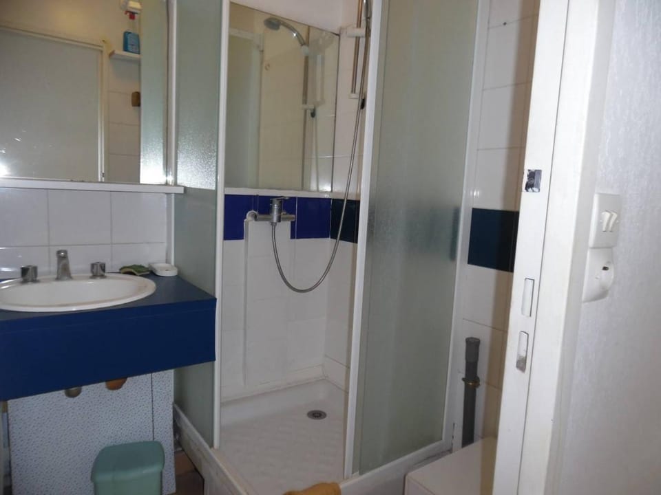 Studio Cabine Canet Plage avec Parking - 4 Pers. - FR-1-696-110 Cabin in Canet-en-Roussillon