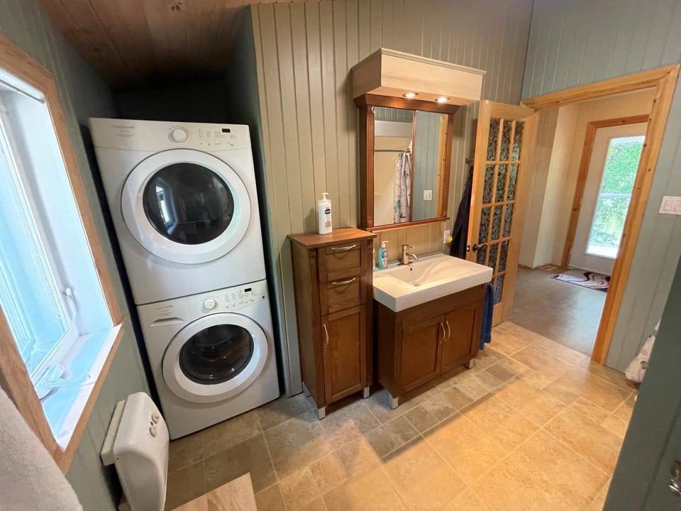 Bathroom, washing machine, dryer