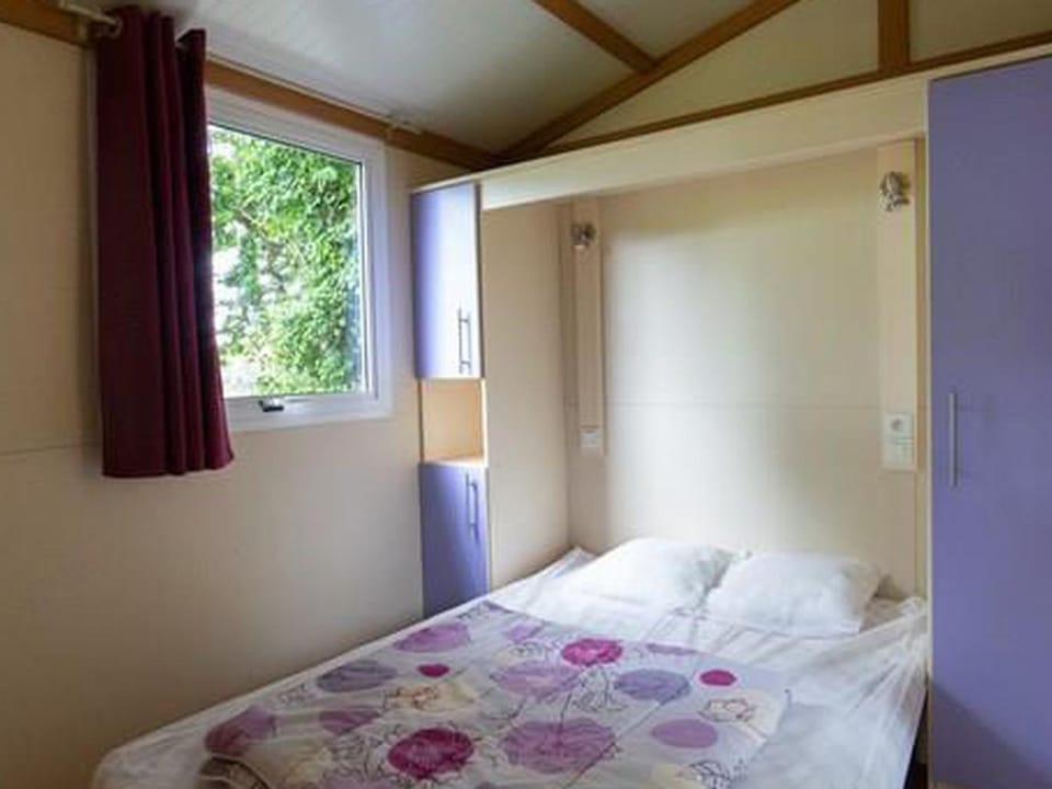 Chalet 20m² avec Terrasse à Bénodet - API-1-52-1445 Campground/ 
RV Resort in Bénodet