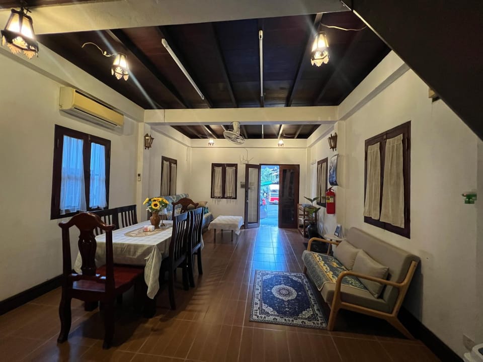 Mary's House Xiengthong Villa in Luang Prabang