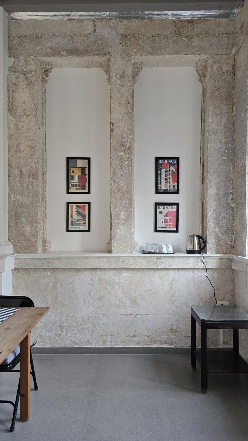 Coffee/tea facilities, Dining area