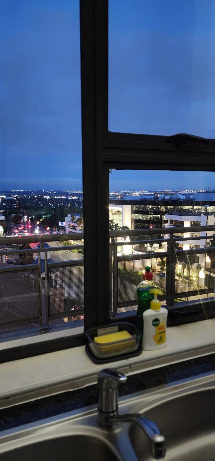 2 Bedroom Penthouse Apartment in Sandton Apartment in Sandton