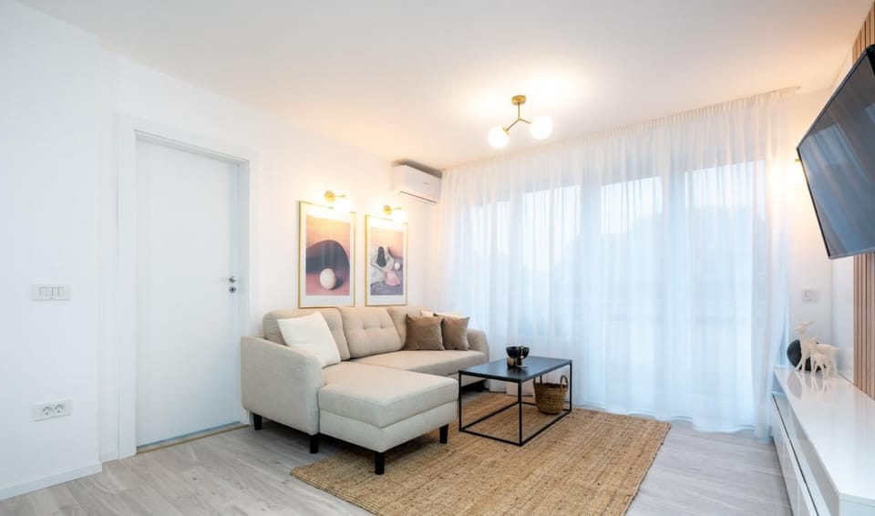 Prestige 2Bdr Apartament with View in Romana Apartment in Bucharest