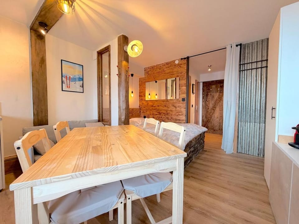 Studio cosy et ensoleillé - Jolie vue montagnes Apartment in Huez